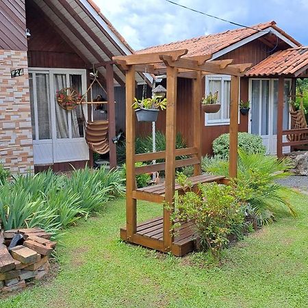 Chalés Doce Luar casas de temporada Urubici Esterno foto